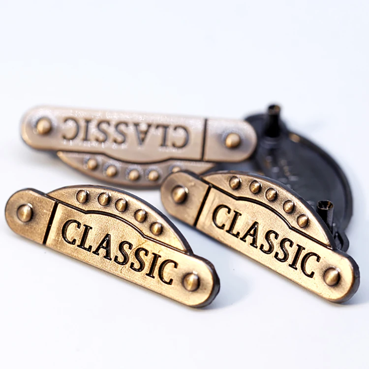 Custom Private Brand Logo Clothing Metal Tag Handbag Accessories Metal Label Tag Plated Gold Custom Logo Metal Clothing Label