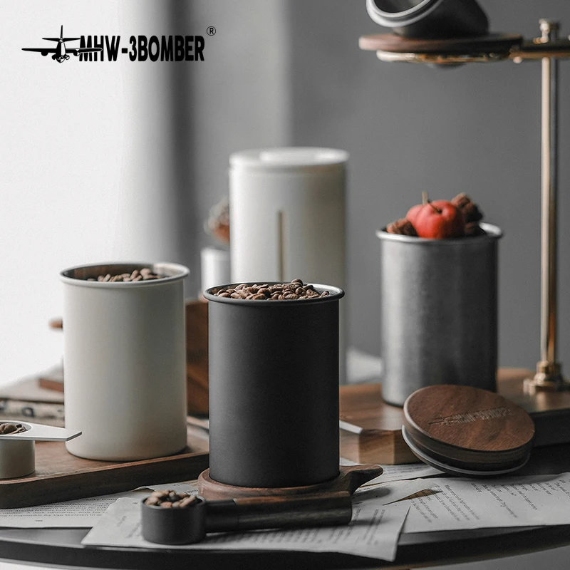 Customized 500ML Coffee Bean Storage Canister and 8g Measuring Spoon Set Food Container with Vintage Airtight Lid Barista Gift
