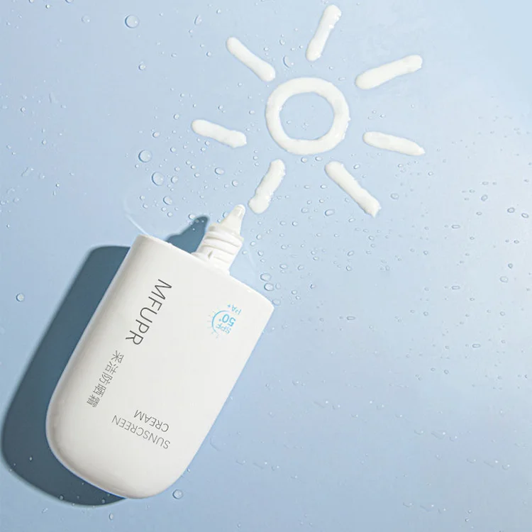 Стойкий солнцезащитный крем SPF50 отбеливающий увлажняющий для жирной кожи лосьон с защитой от УФ-лучей