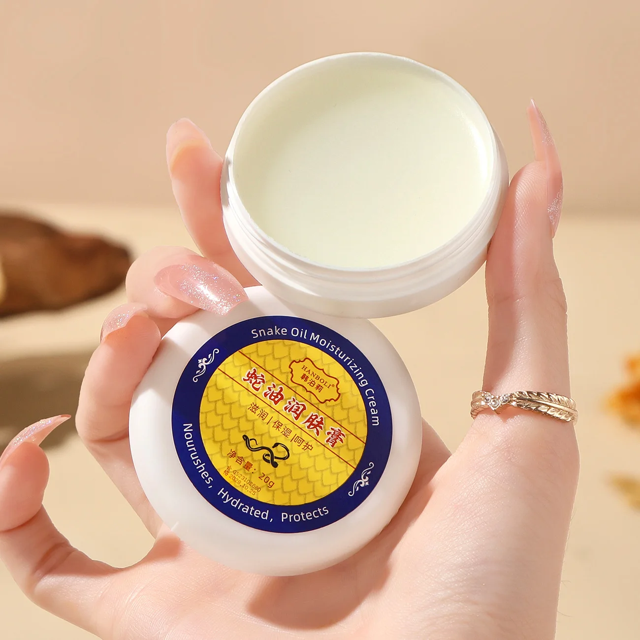 HANBOLI Moisturizing Snake Oil Cream Hydrating Exfoliating Skin Care Smoothing Anti Cracking Hand and Foot Cream