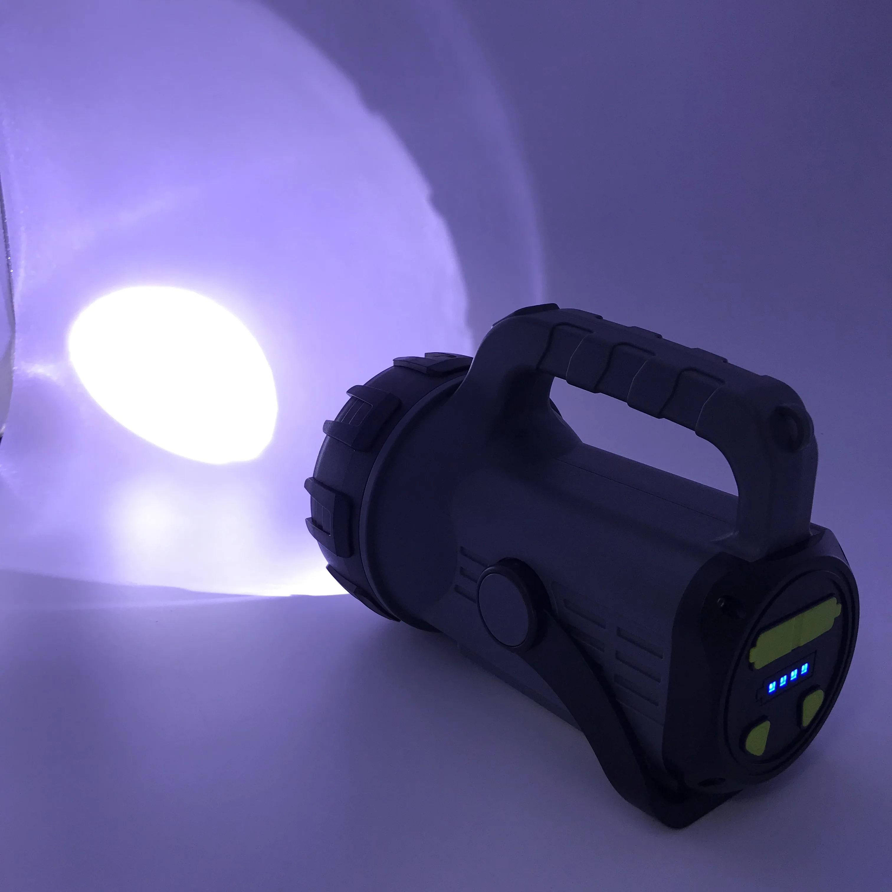 Chinese factory micro usb flashlight for outdoor use