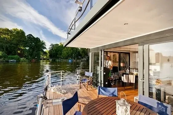 floating water container 39ft container house boat