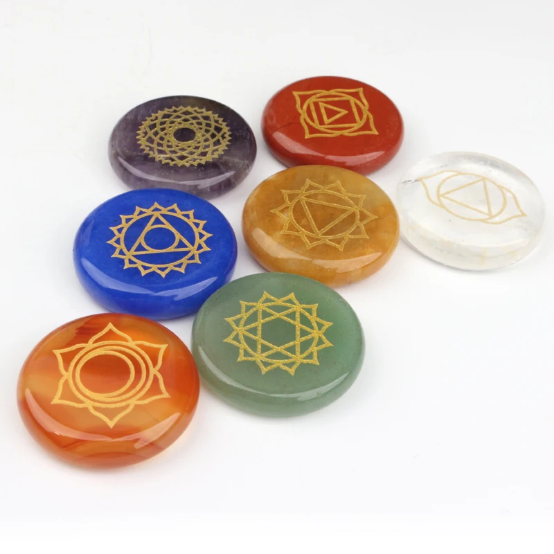 Wholesale Natural 7 Chakra Engraved Gemstone Set Polished Palm Stone Reiki Healing Crystals 7 Chakra Stones Sets