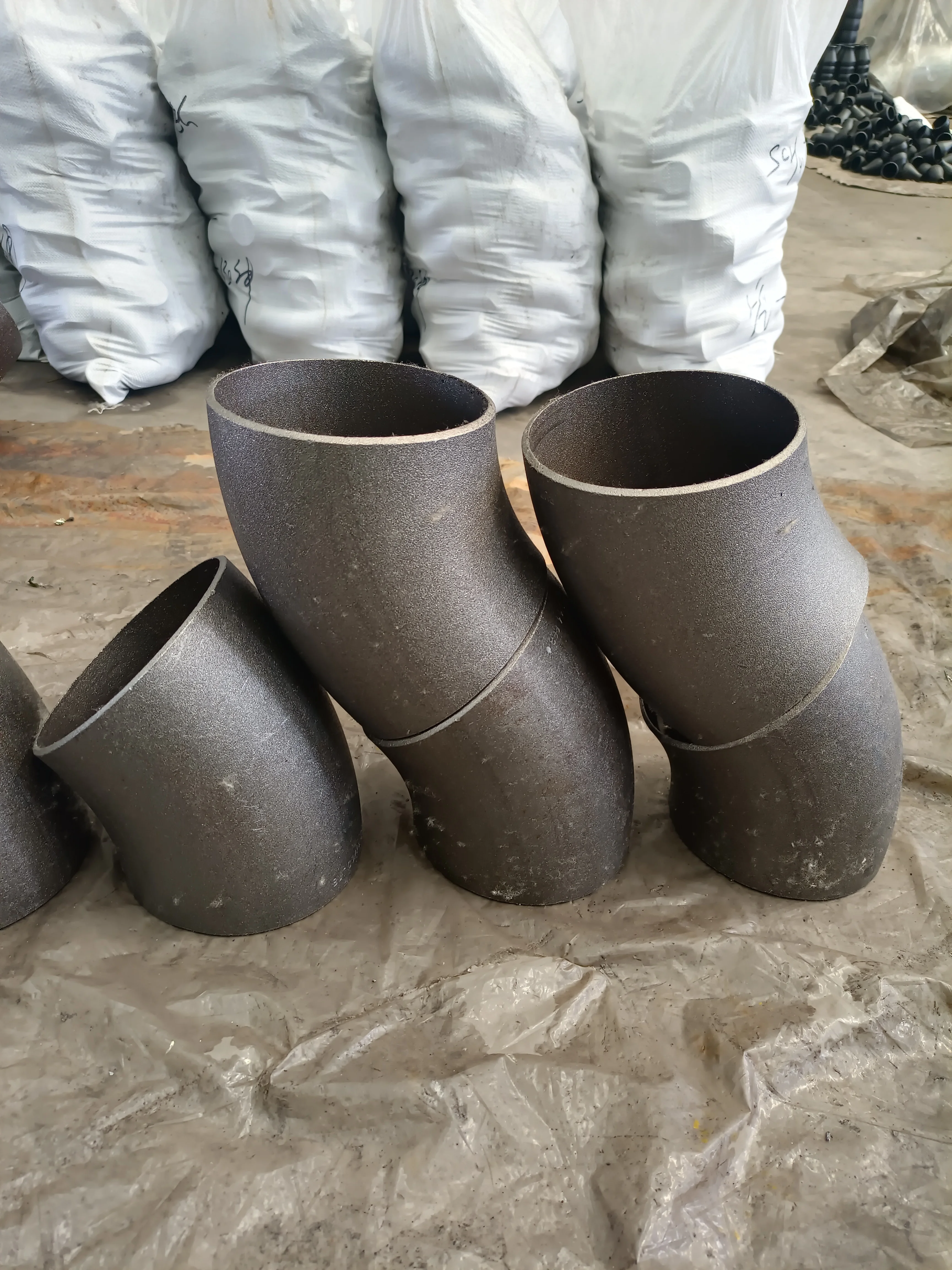 45 90 180 degree ANSI ASTM Pipe Fittings- Elbow of Varnish Painting