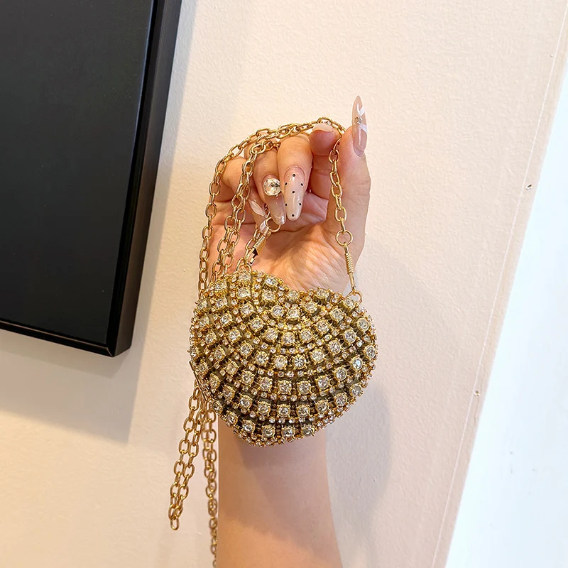 New Arrivals Fashion Ladies purse Heart shaped full diamond Small shoulder Bag Diamond Ring Womens Clutches