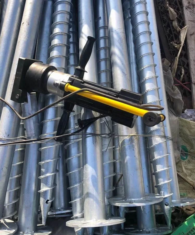 Q235 оцинкованные спиральные винтовые сваи для солнечных/деревянных домов/заборных фундаментов