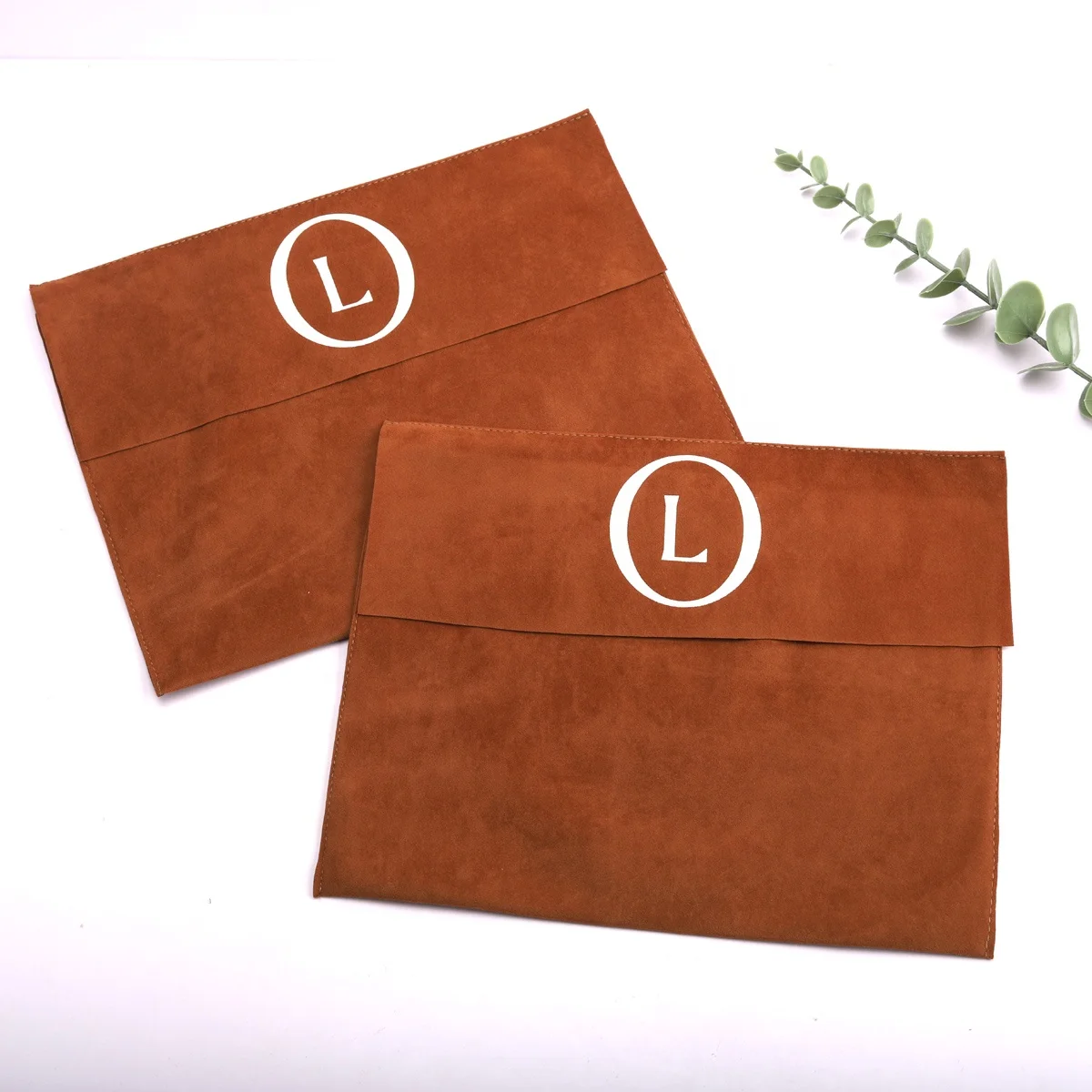 High Quality Brown Velvet Envelope Dust Bag For Handbag Custom Logo Printed Faux Suede Wallet Laptop Packing Dust Pouch