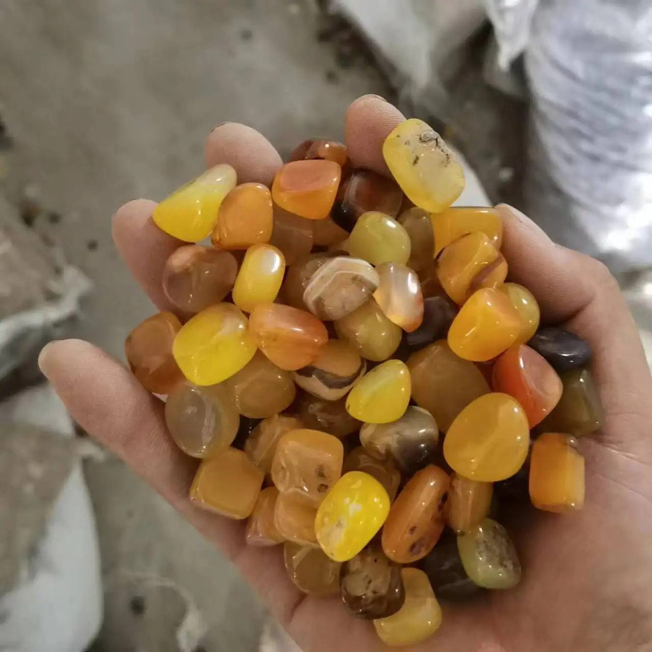 Selling high quality natural polished fantasy amethyst gravel fragments purple crystal Rolling Stone home decor