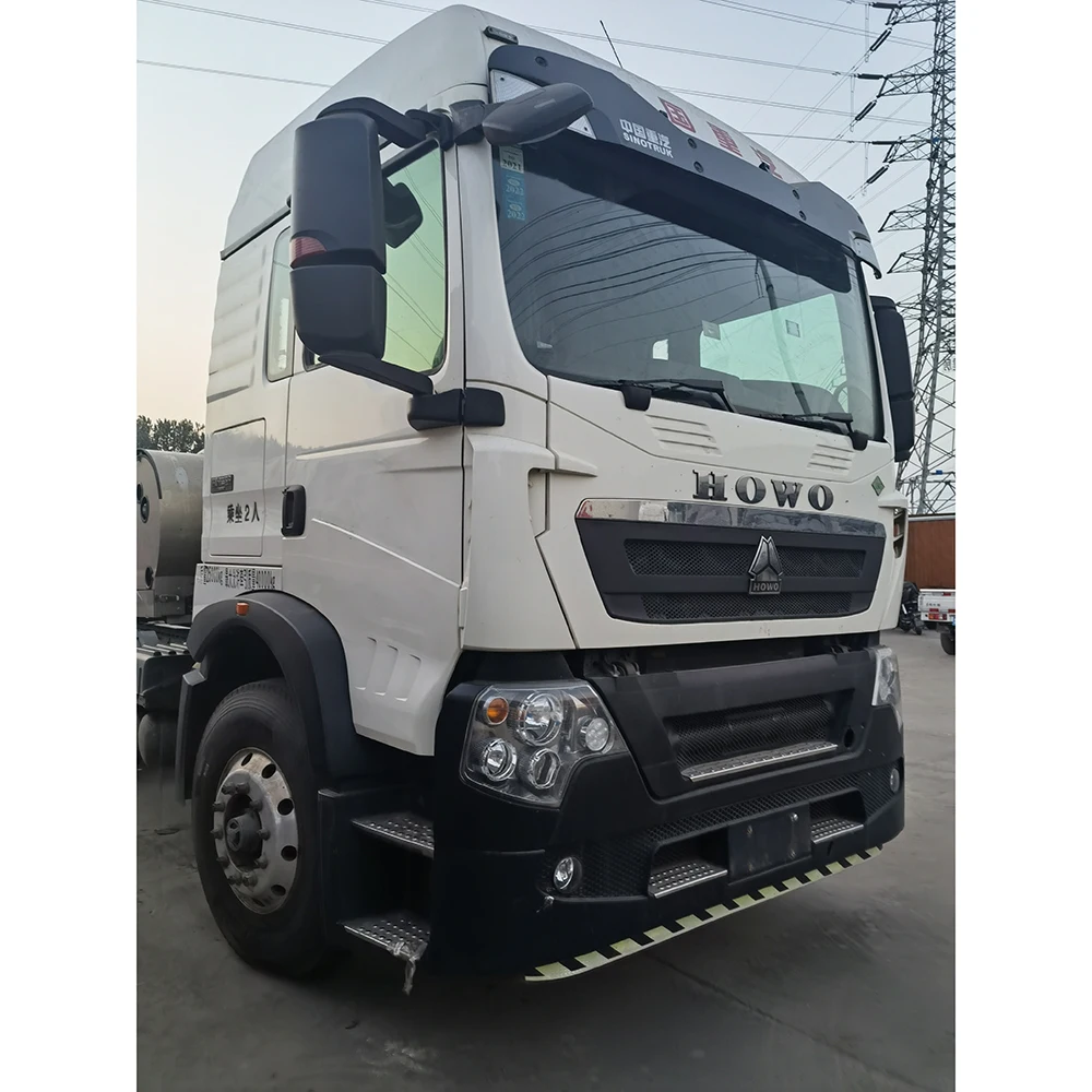China used sinotruck 430 450 540 Hp 6x4 8x4 40-100 Tons A6 A7 T7 T7H howo tractor truck