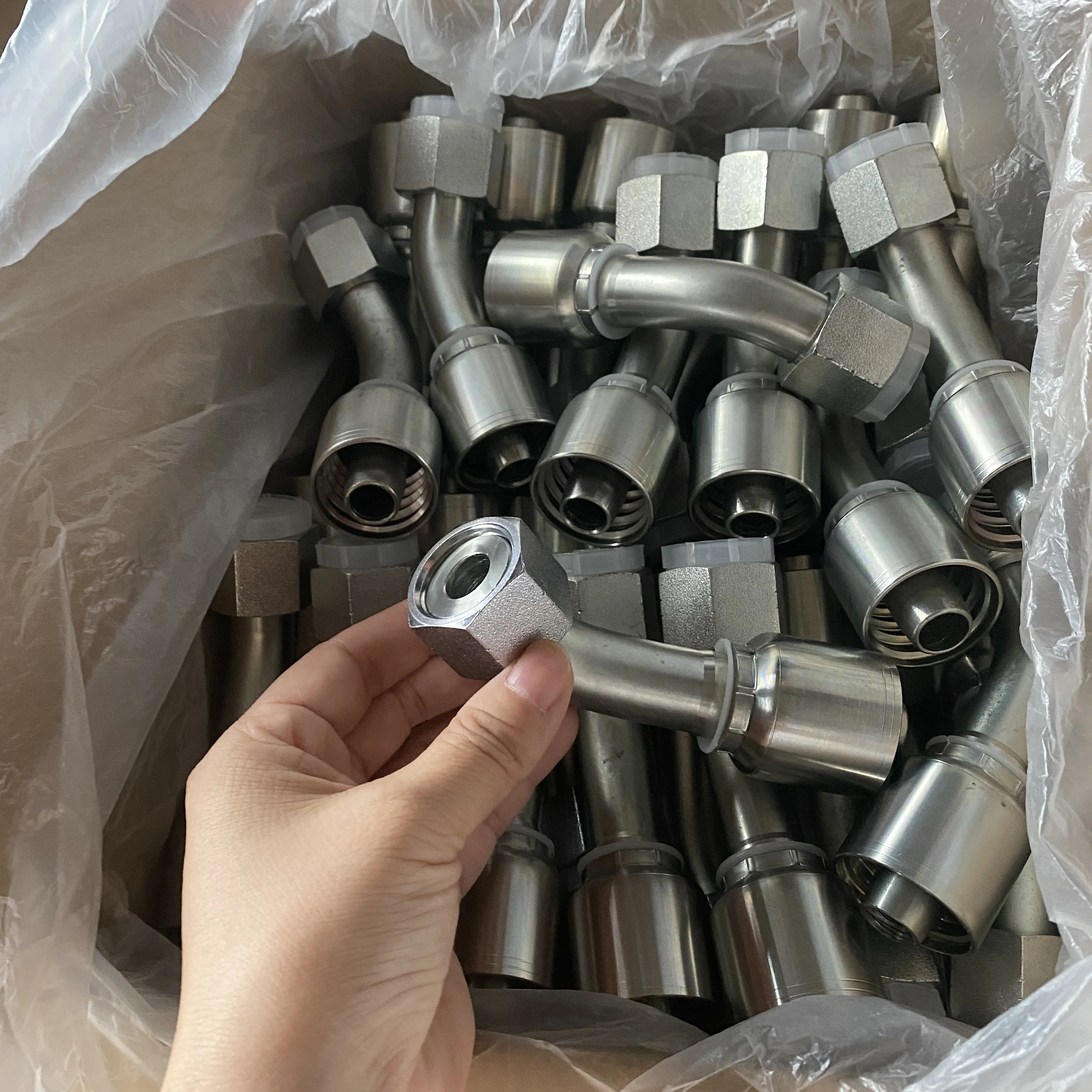 1J743 ORFS Pipe Fittings Elbow 45 degree Fitting 24241 one Piece Hydraulic Fitting