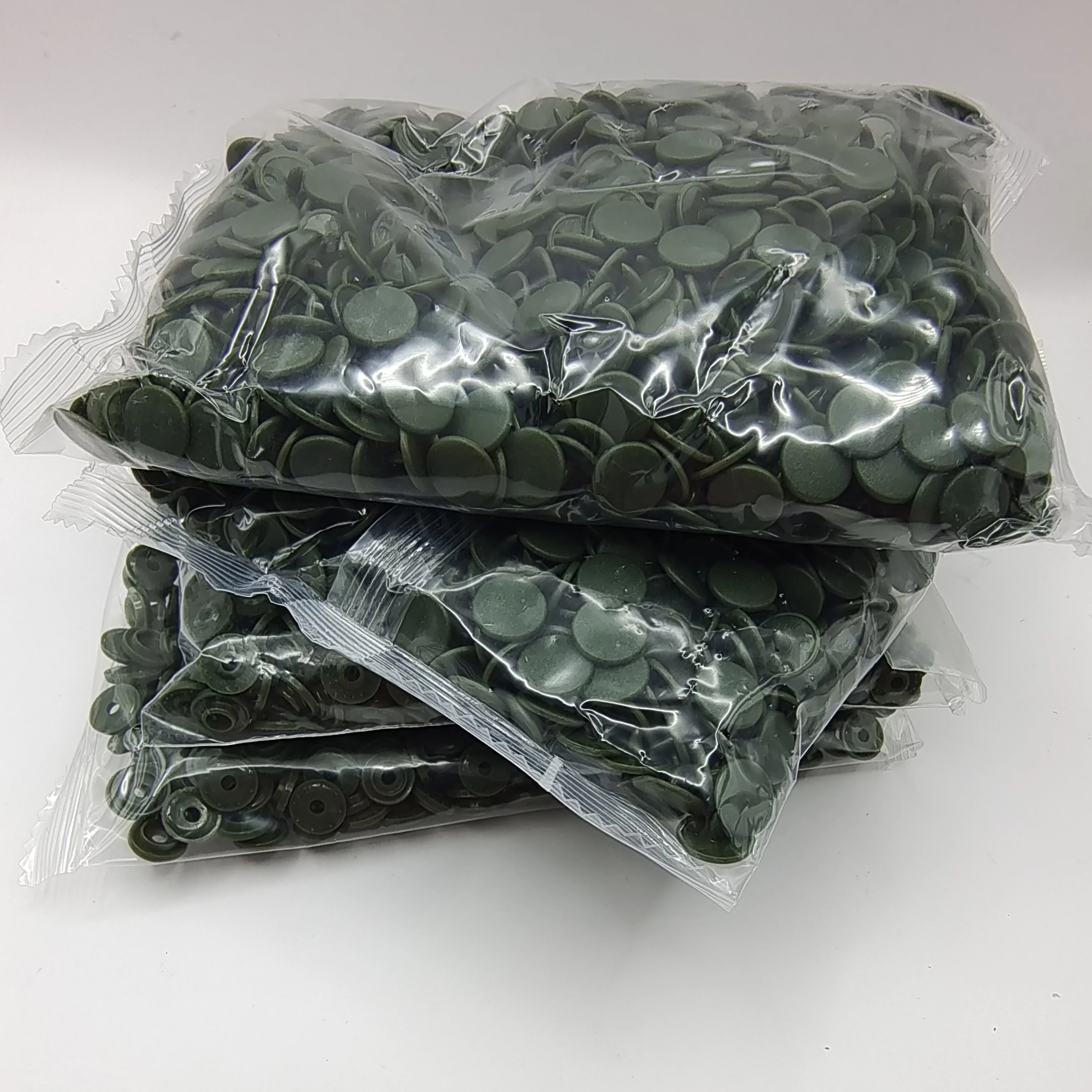 Dark Green T3 10.7mm 7000pcs Goods in Stock Custom Factory Plastic Press Snap Button  Studs