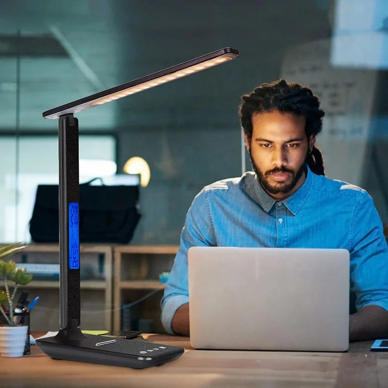 2021 Amazon hot sale desk lamp with wireless phone chargers With USB charger led desk lamp