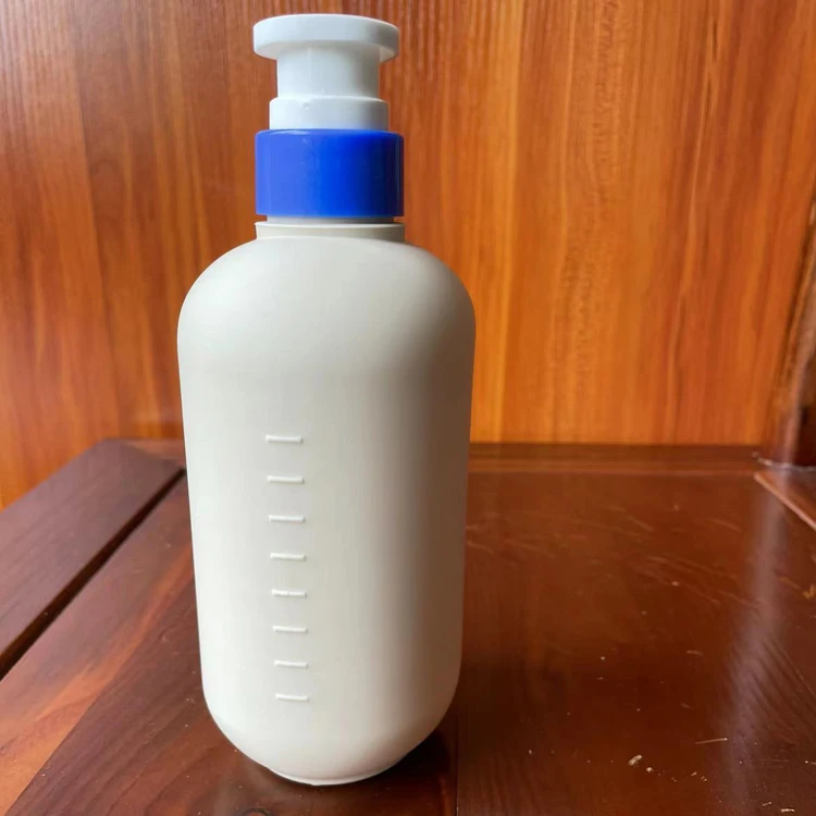 Wholesale custom 500ml plastic white HDPE round lotion bottle for shampoo body wash skin care packaging
