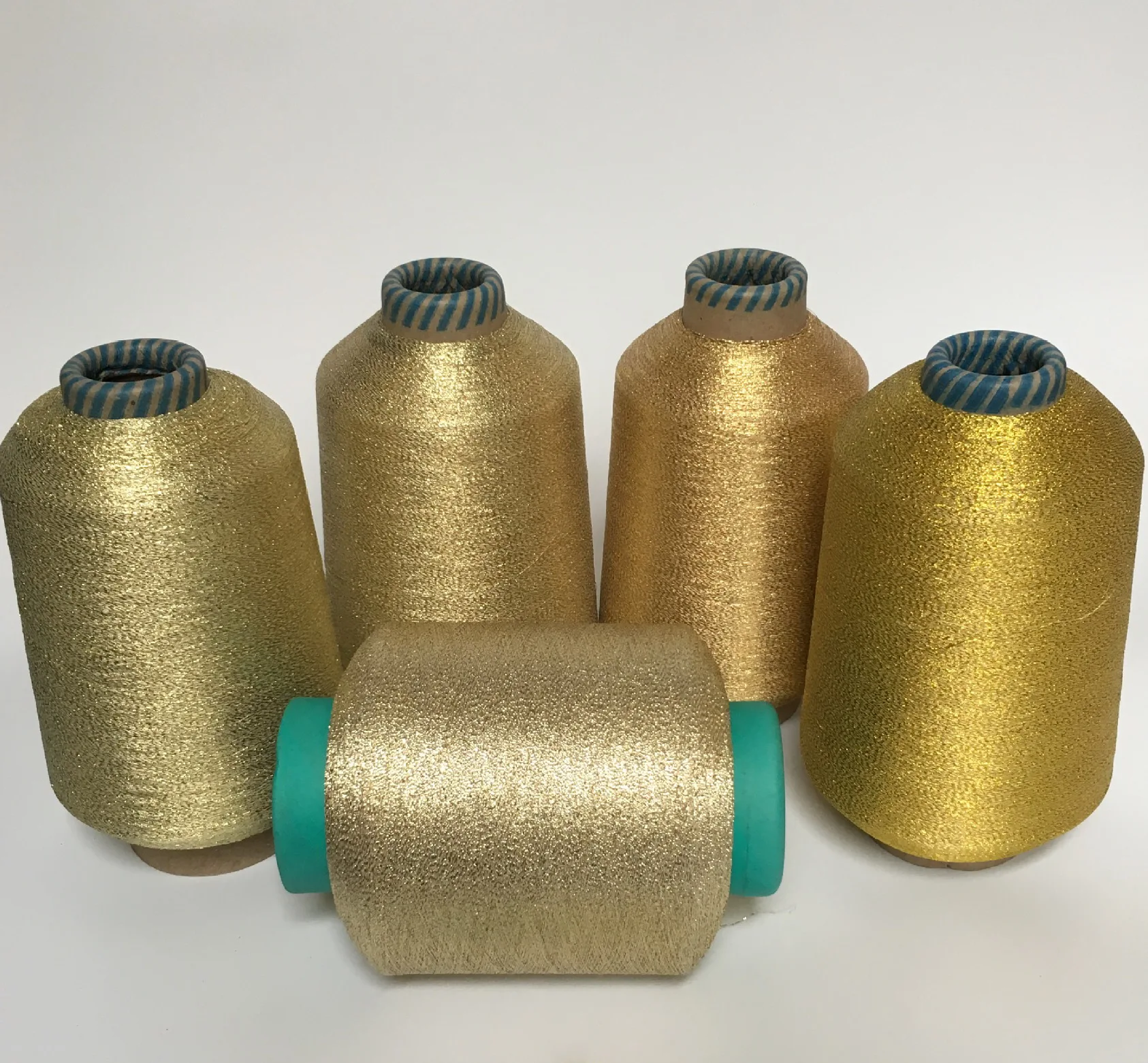 Thread Wholesale Manufacturer Lurex Metallic Yarn for Embroidery Quantity OEM Book Anti China Time Lead Packing Random Sewing