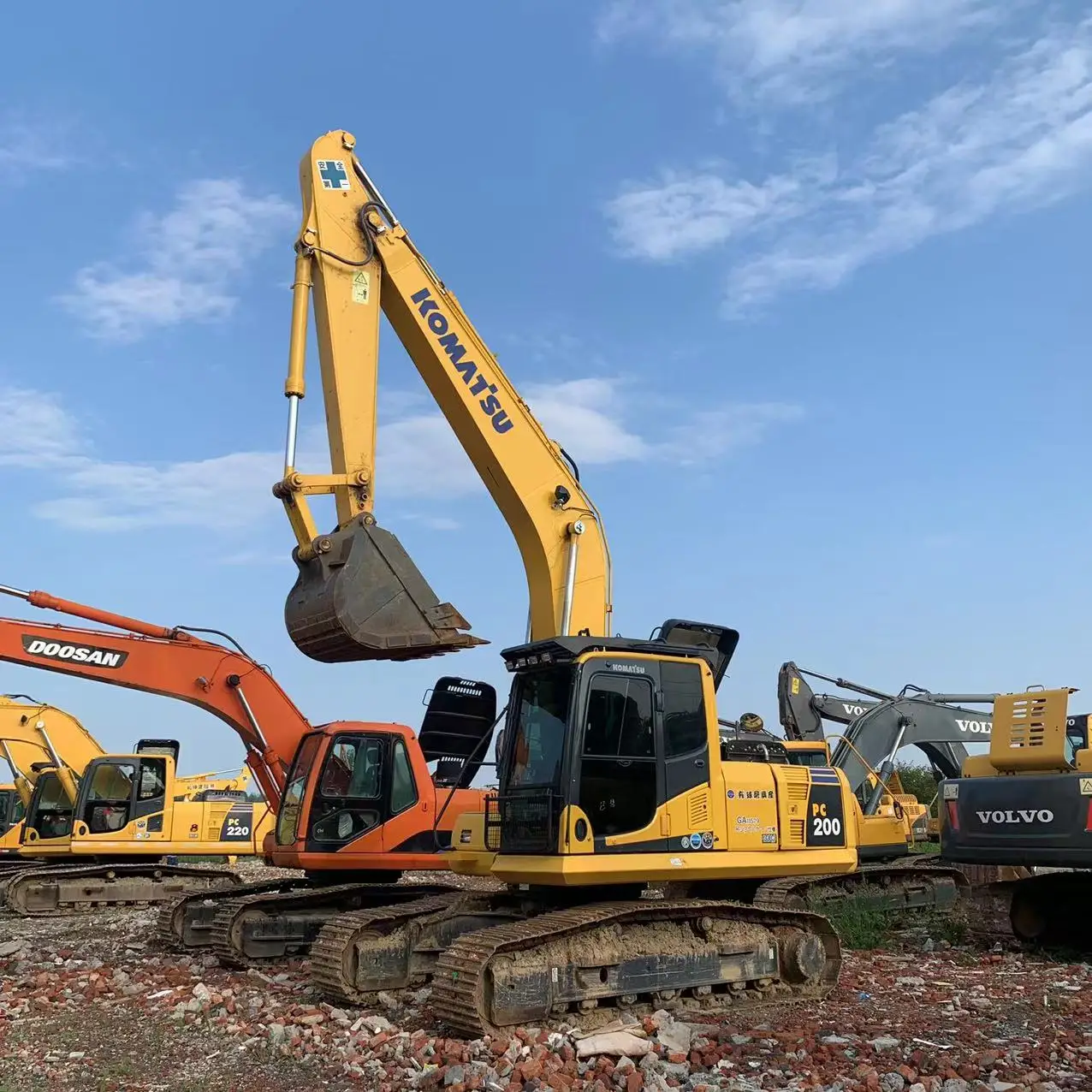Heavy Duty Equipment Komatsu Used Excavator PC 200 Thumb used Japan Construction Machine Komatsu pc200 excacaror