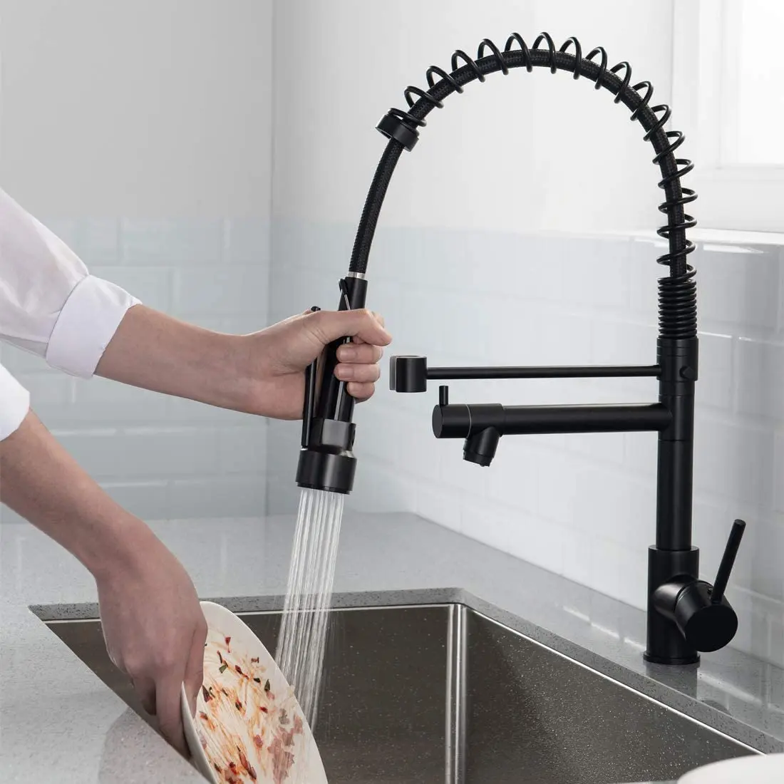 Kitchen Sink Faucet Faucet Black Taps Pull-down Sprayer Brass Ceramic Modern Contemporary Single Handle Spring 5 Years Pull Down