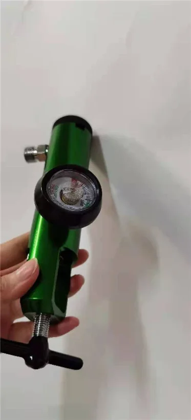 680 Liters Oxygen Capacity Medical Breathing Oxygen Refillable Oxygen Cylinder Tank with Cart