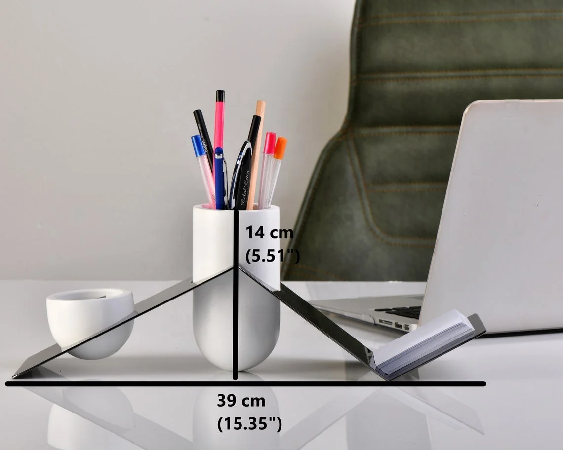 Office decoration Metal table accessory pen holder on metal platform