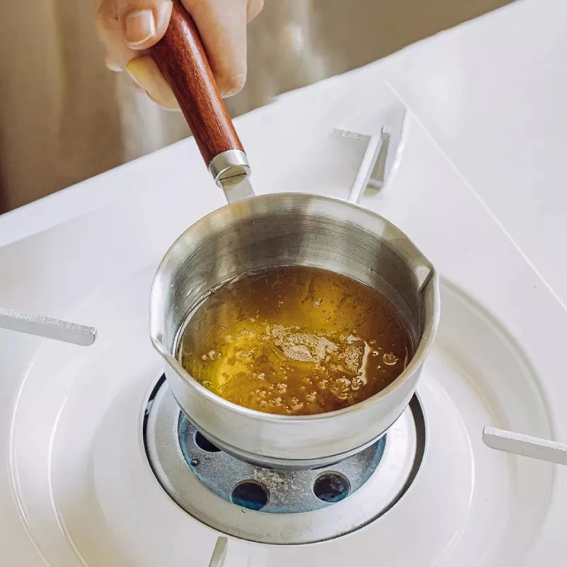 Hot Sell Japanese Style Sauce pan Cookware Amazon Stainless Steel Milk Pot Milk Pan Oil Pan Stock Pots With Wooden Handle