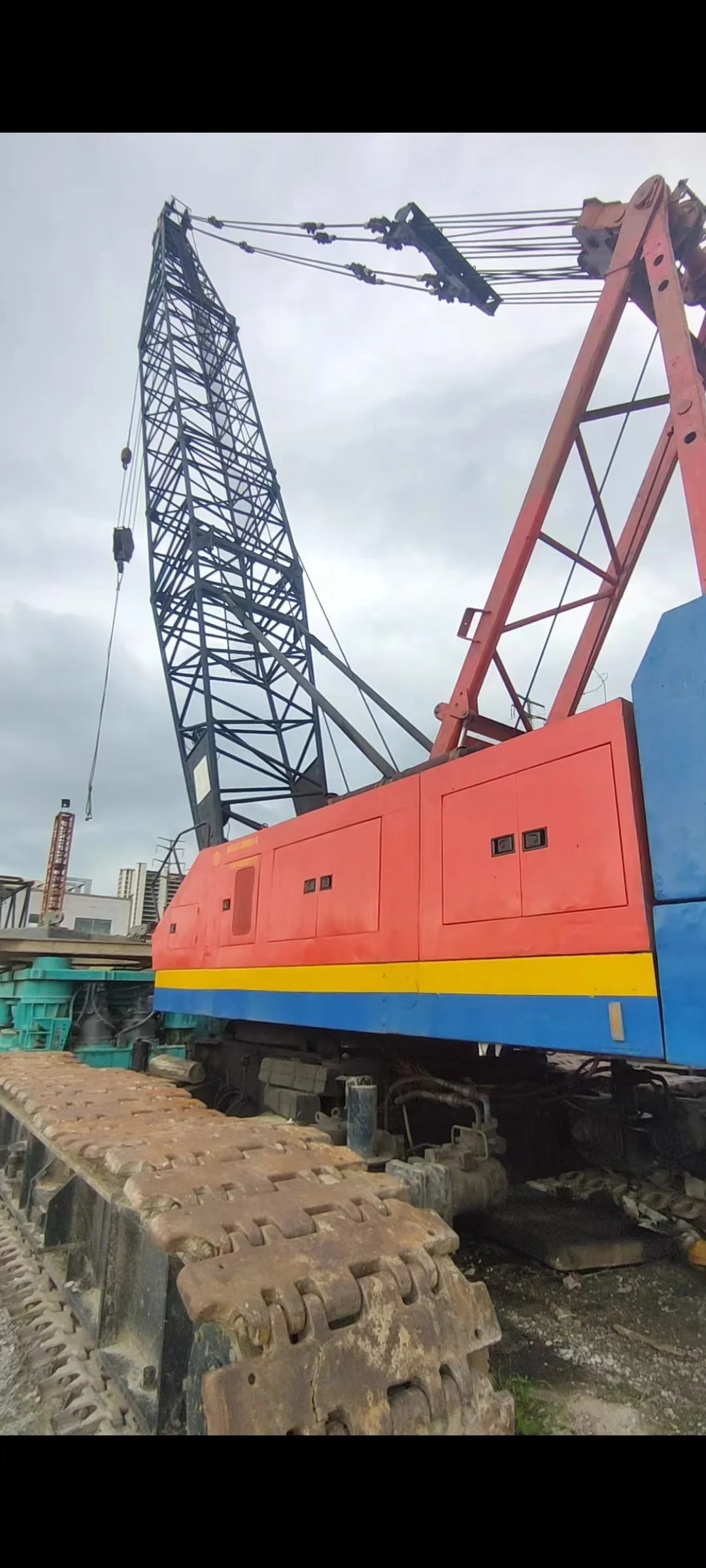 Used Japan original HITACHI KH700-2 used crawler crane/Reasonable price Second hand Japan original HITACHI 150 ton crawler crane