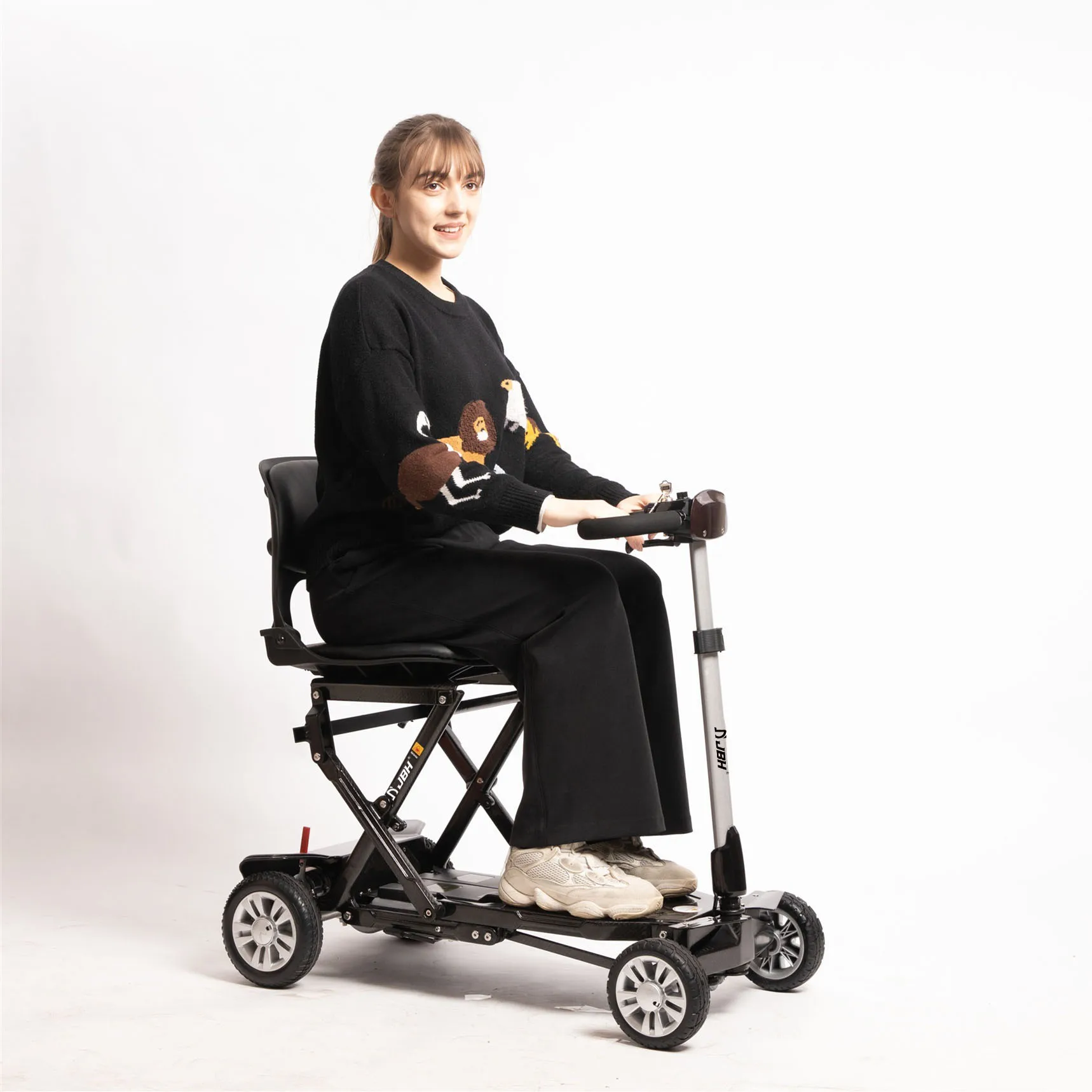 Пожилых Скутер Складной колеса и шины для мотоцикла углеродного Складной Скутеры/детскй 4-колесный мощный Диски Авто электрические инвалидные коляски