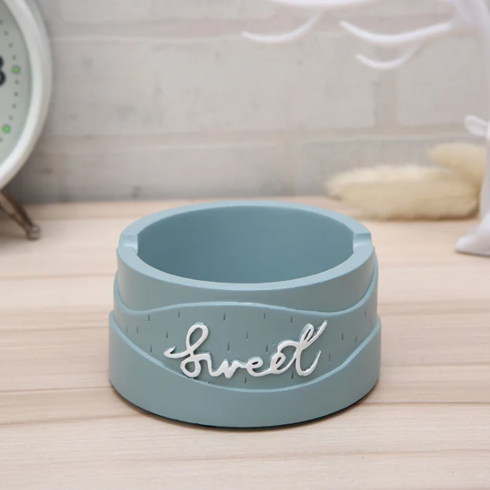 
Ashtray living room home furnishings resin crafts car decoration 