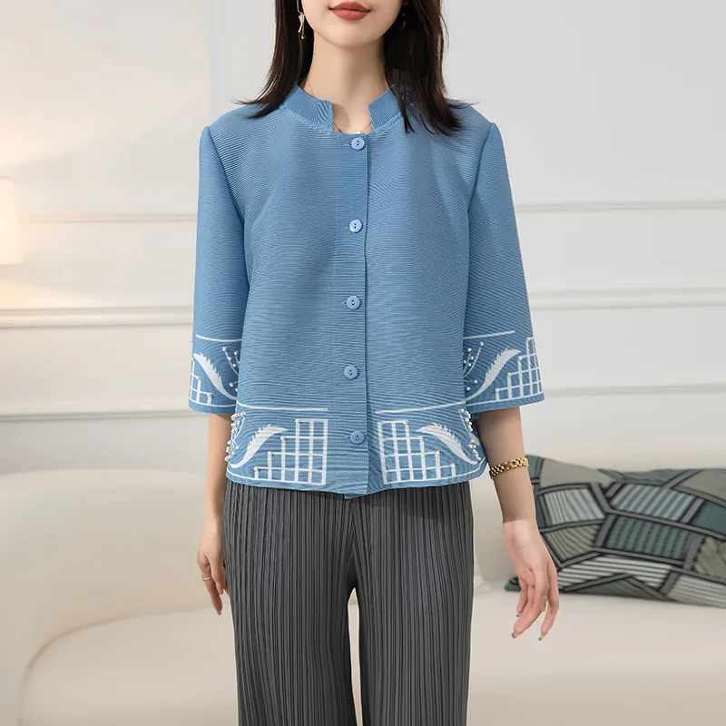 Pleated print beaded short 2022 Spring and autumn new loose temperament coat