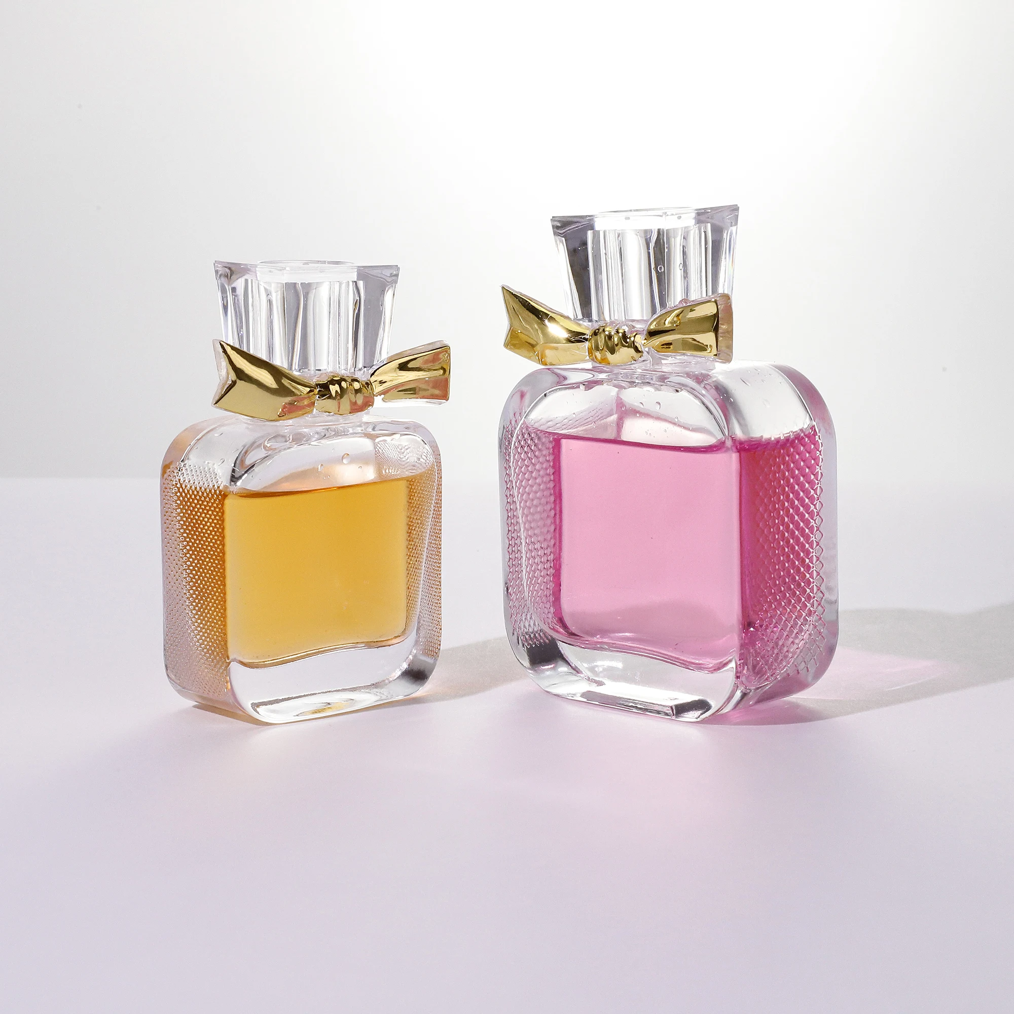 Bulk Orders Fast Shipping Glass Perfume Bottles (30ml, 50ml, 100ml) with covers and Sprayers
