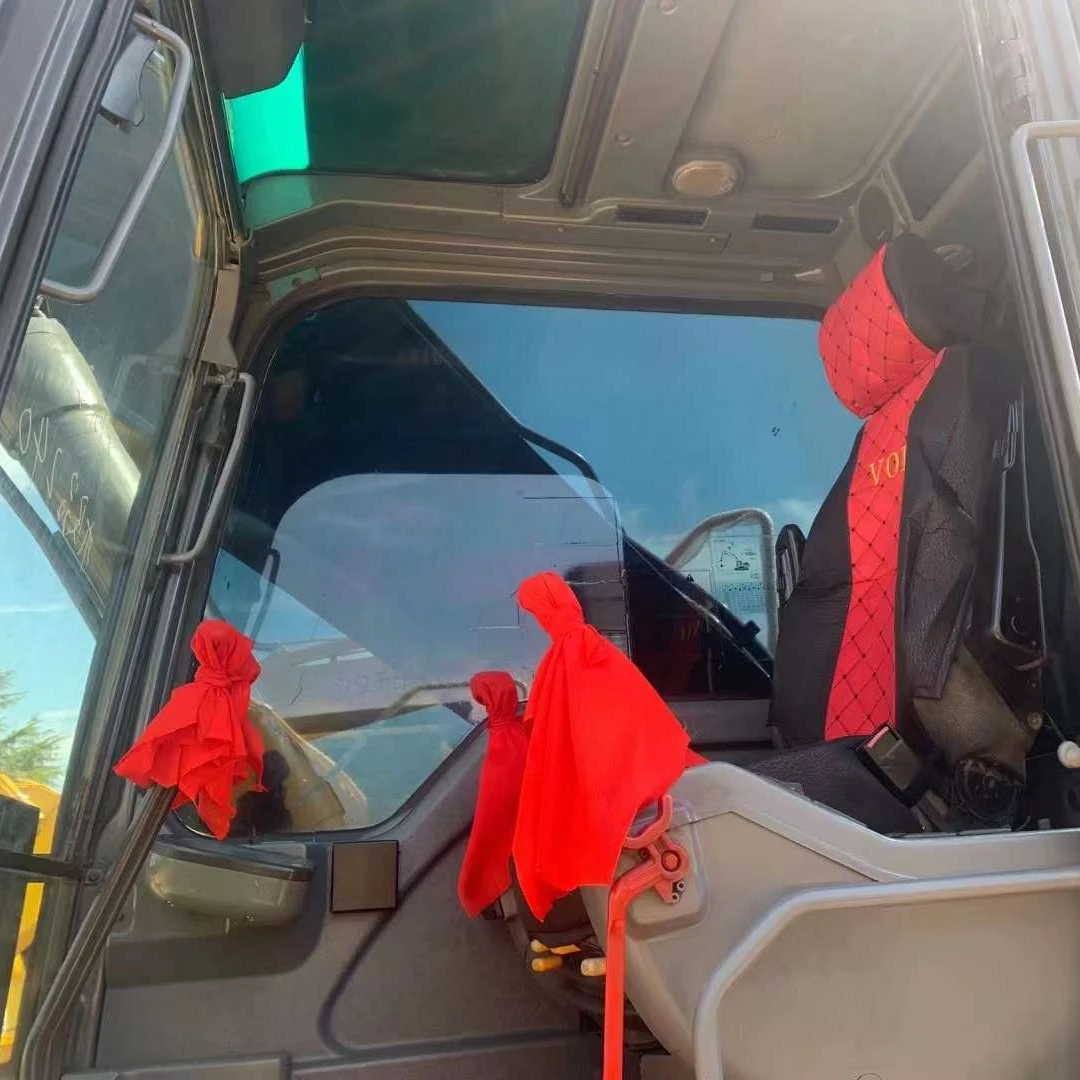 Volvo Used Excavator 24 Ton Track Excavator EC240 Original Excavator In Cheap Price