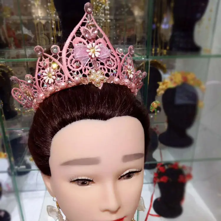 High quality wholesale multi-color embroidery lace applique for  crown decoration