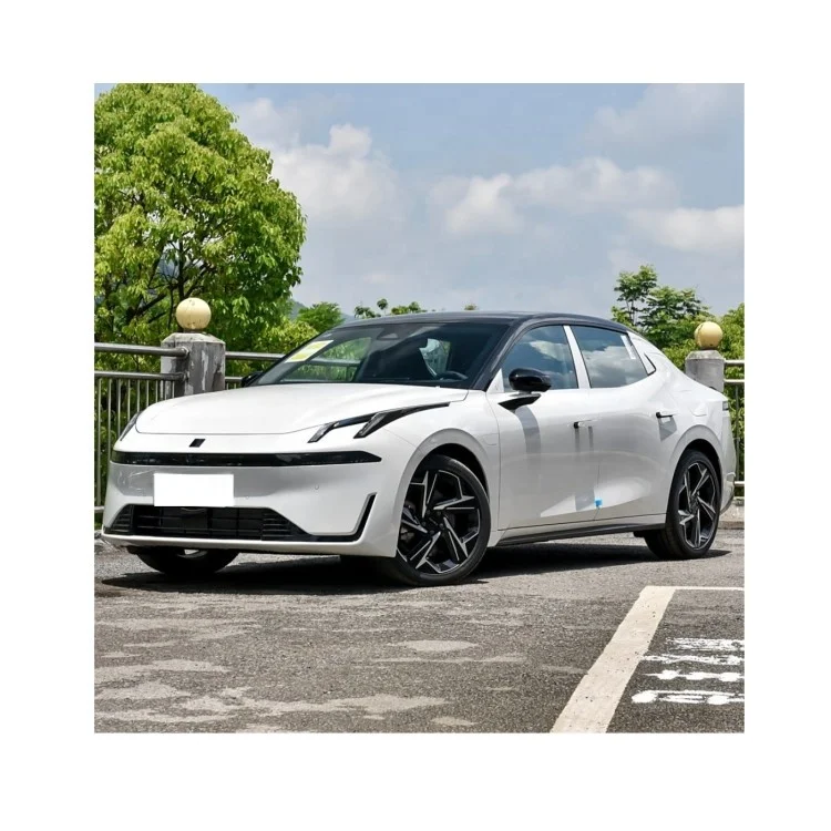 new lynk & co 07 em-p plug-in hybrid electric car sedan PHEV design 2024 126 Ultra
