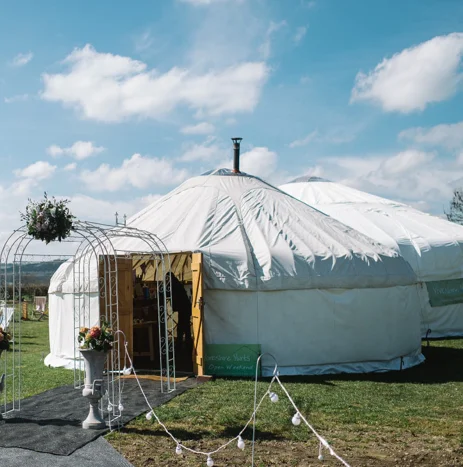Large space garden modern luxury mongolia yurt
