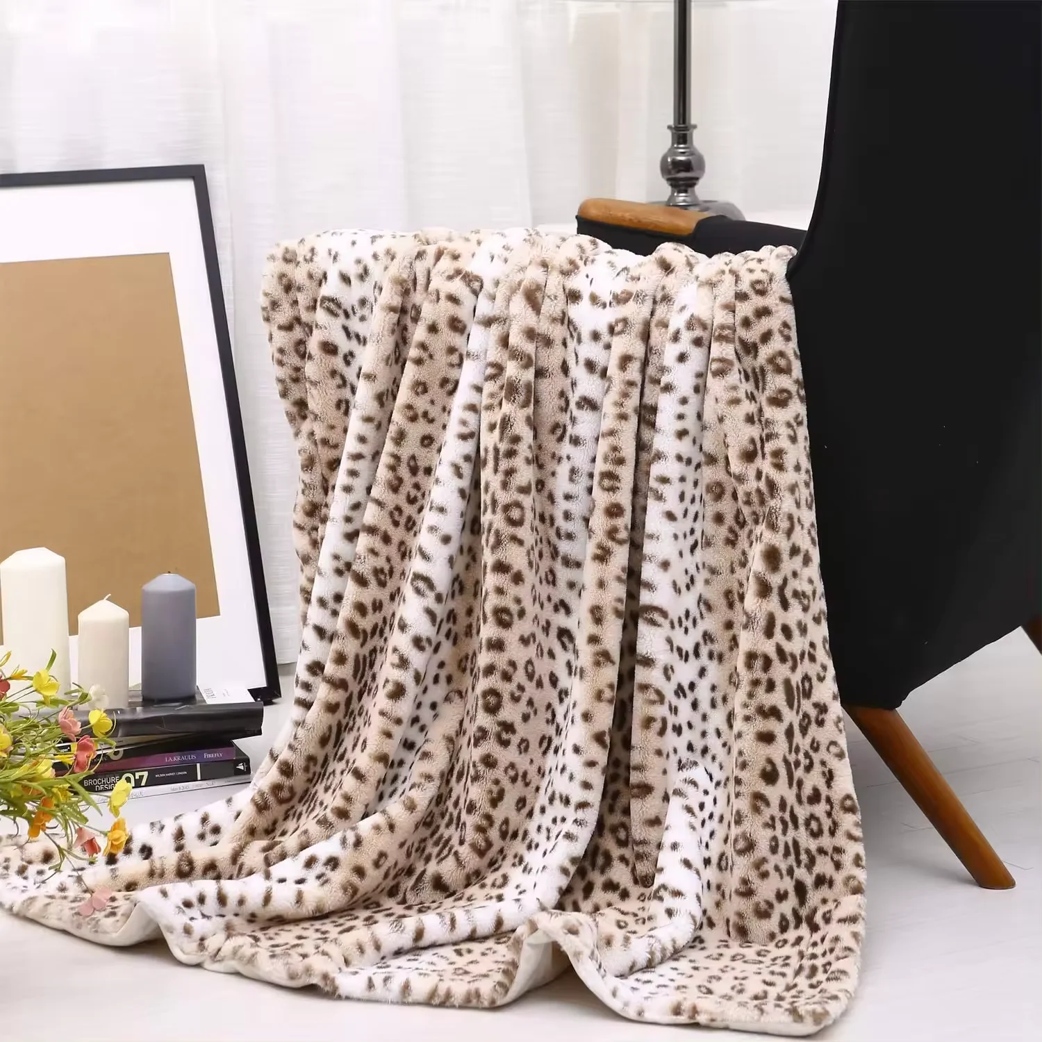 Leopard Print Flannel Fleece Throw Blanket Lightweight Super Soft Cozy Plush Blanket for Couch Bed