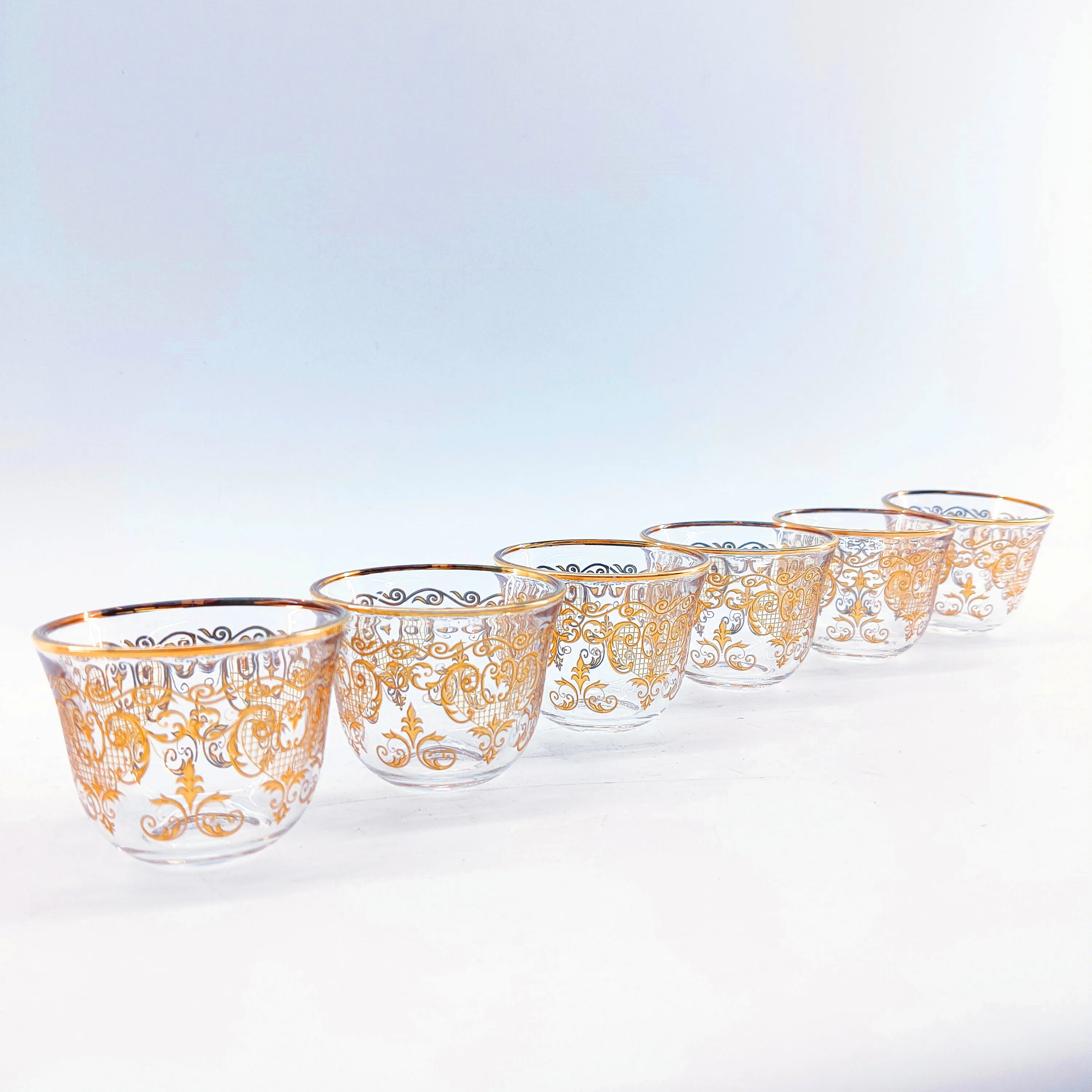 China Manufacture of Eco-friendly Handmade Tea Cup Sets  and White Glass with Real Gold of Arabic Tea Cup Set