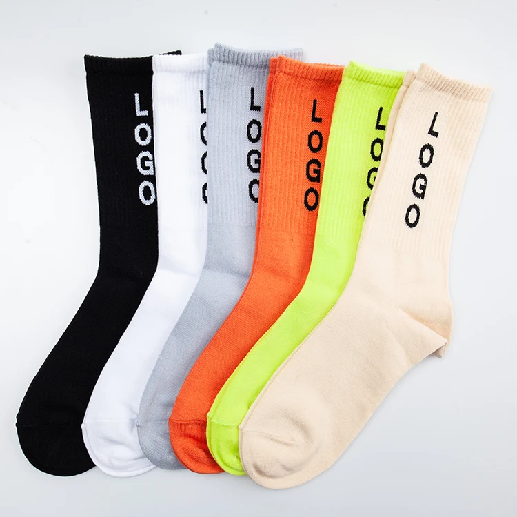 Personalized designer oem embroidery sport crew socks custom logo embroidered stripe socks wholesale