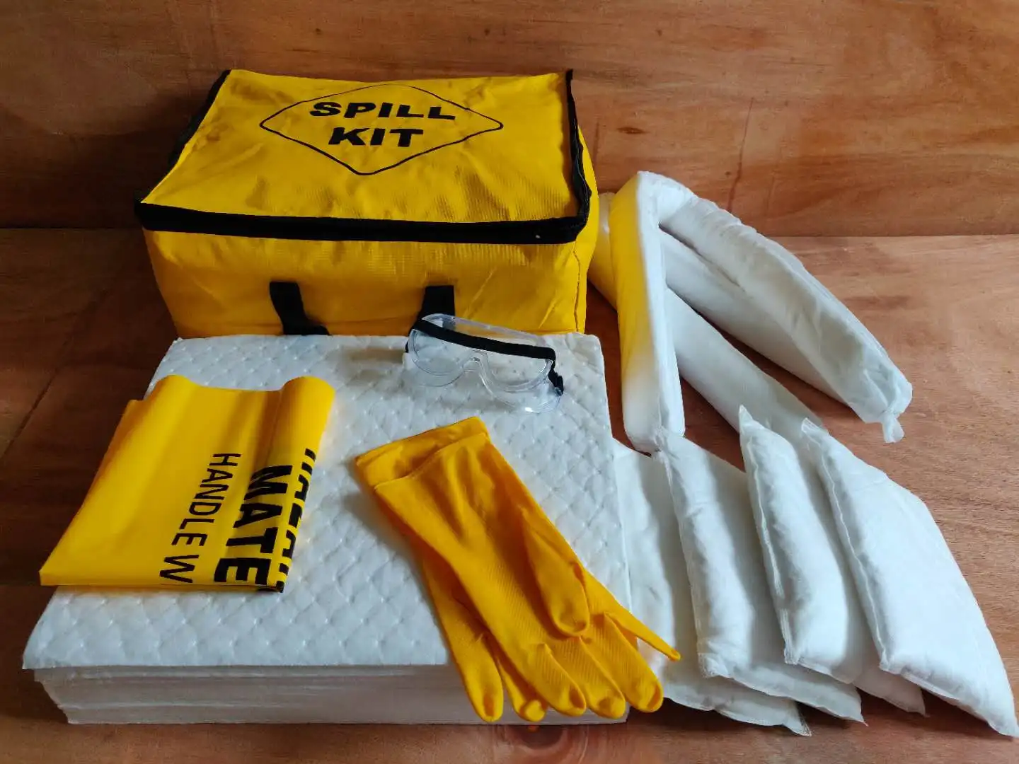 China manufacturer 50L Oil Spill Kits