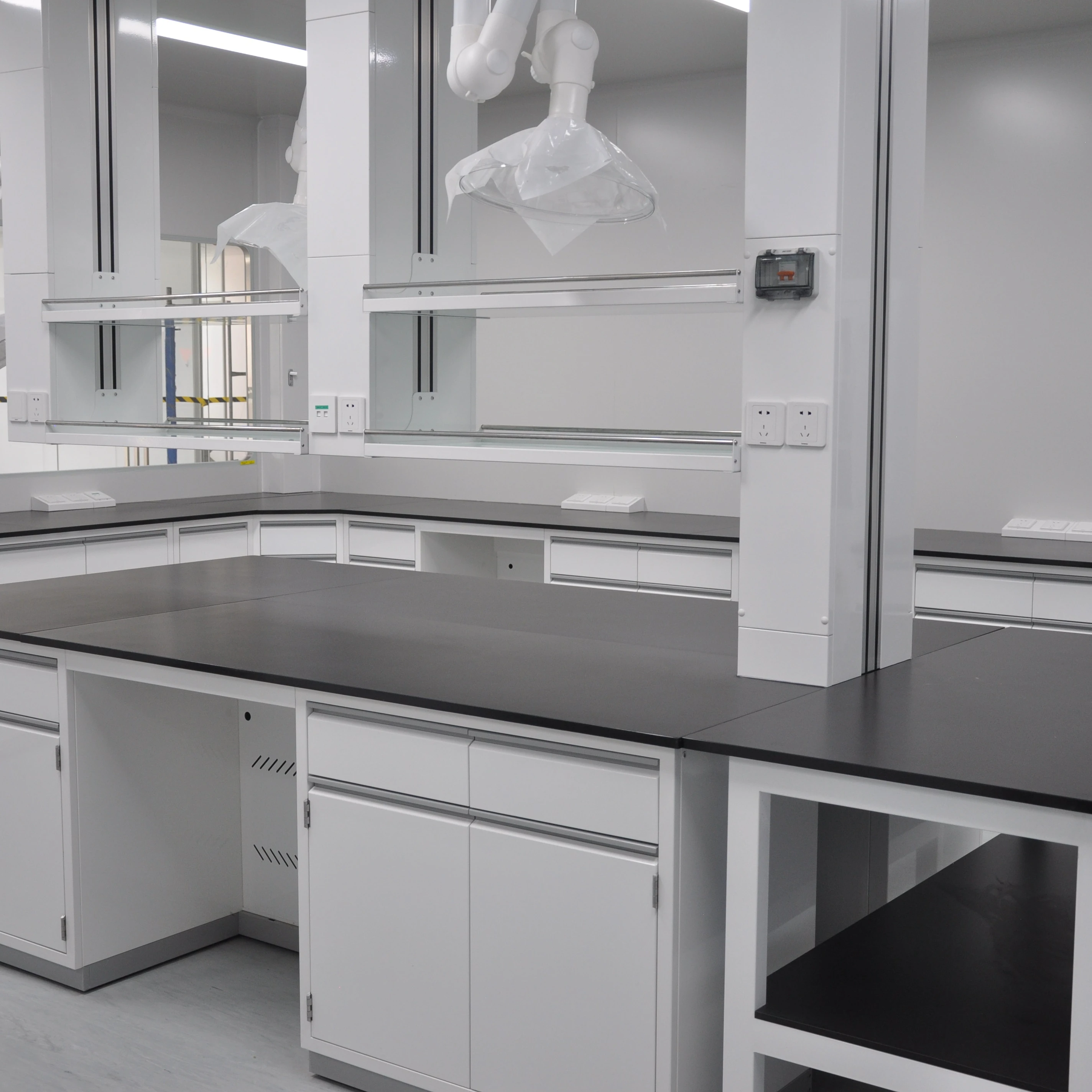 Wholesale Custom Laboratory Supplies High Quality Chemistry Laboratory Work Table Laboratory Island Workbench