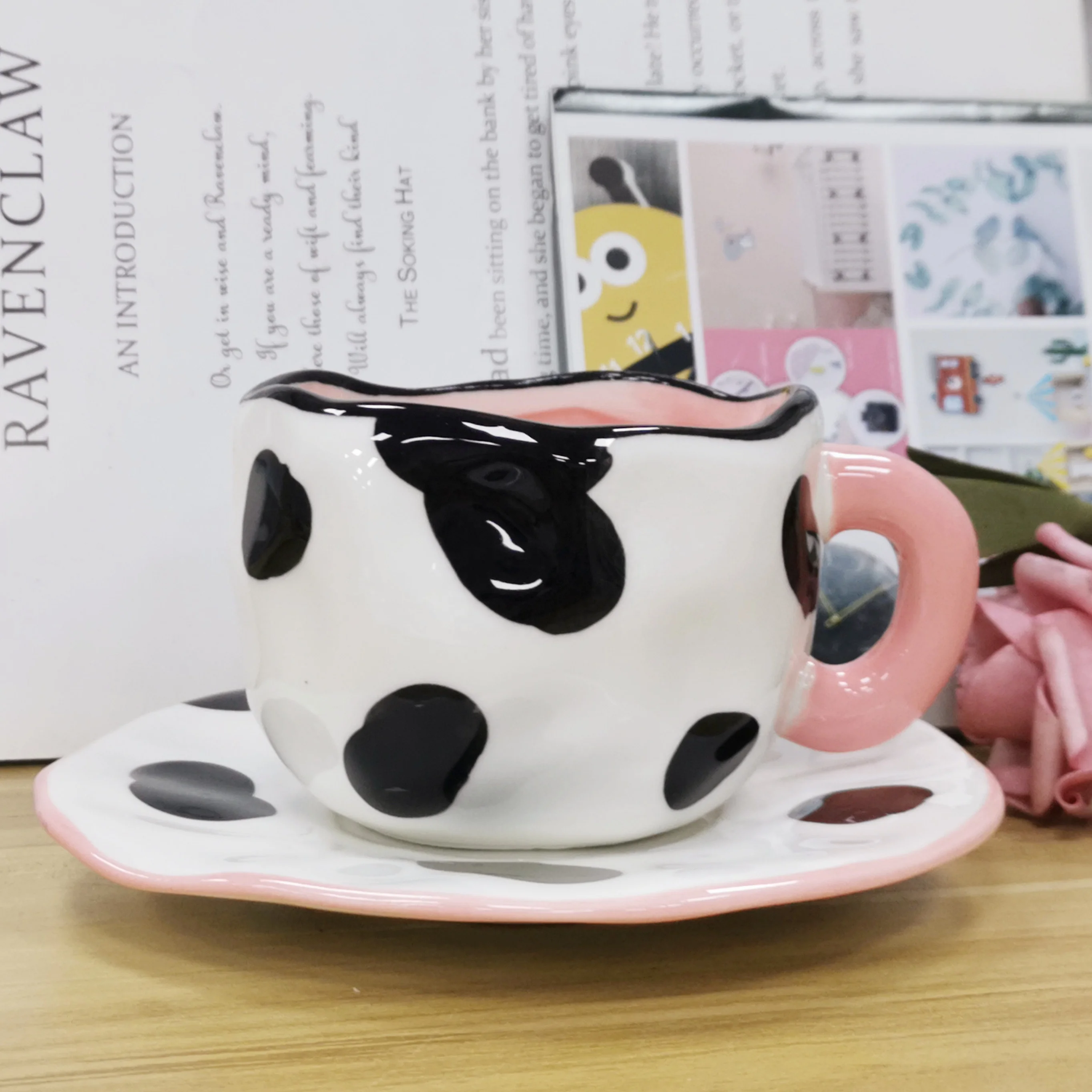 Кофейная чашка и блюдце в стиле ретро неправильной формы полоску керамическая для эспрессо цветок оптовая продажа подарок