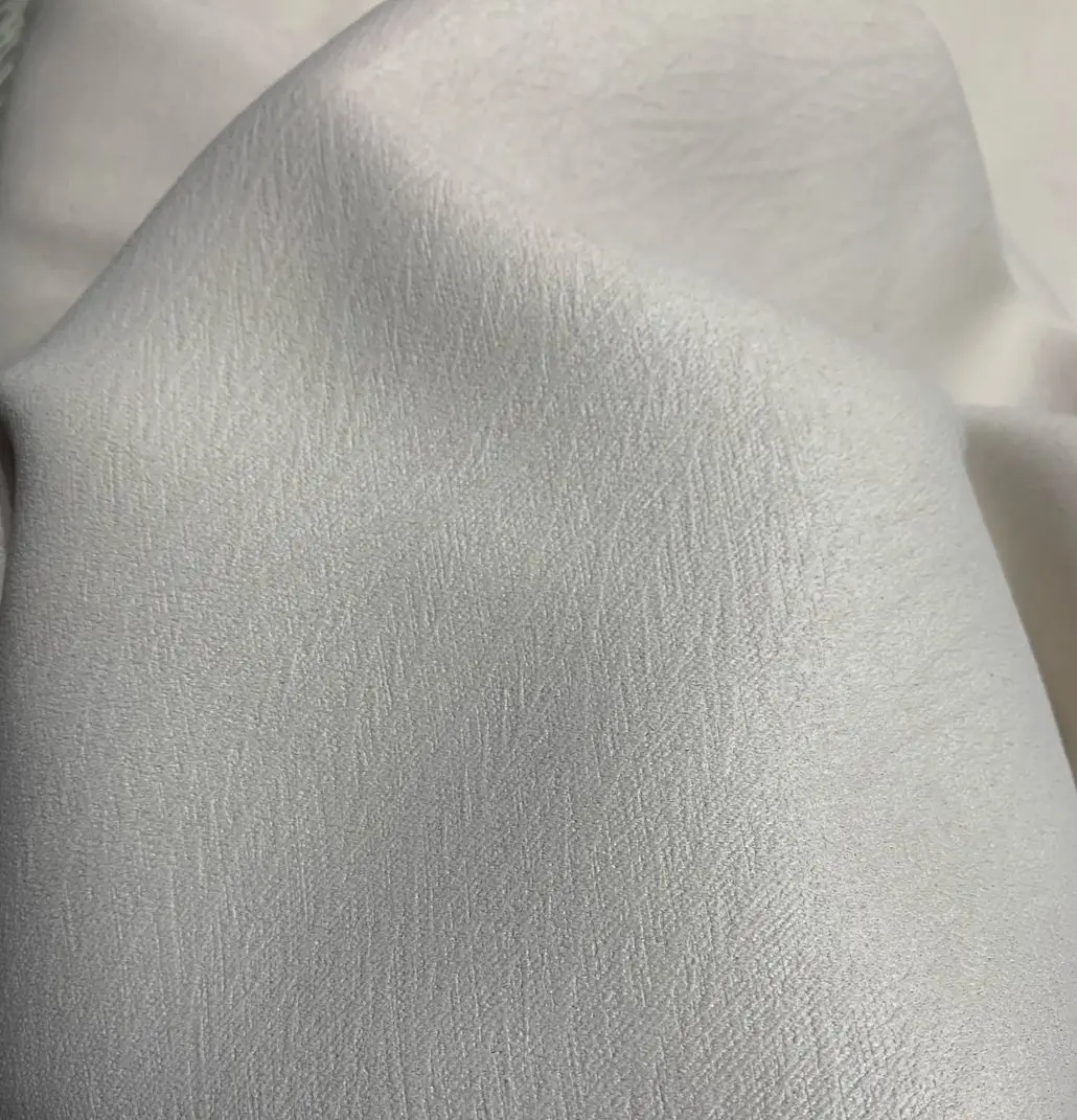 Factory supply high density 2.8 or 3.2m width embossed hotel quality blackout curtain fabric for windows curtain