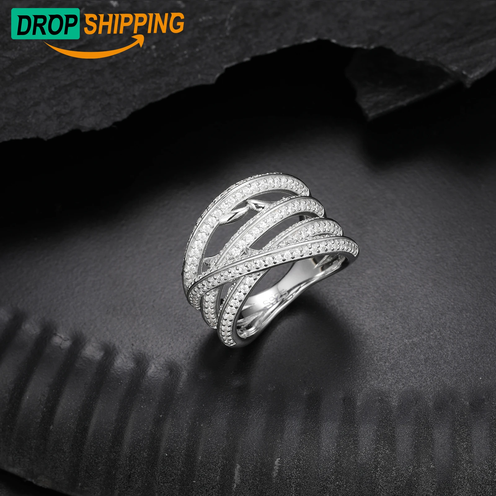 Dropshipping Valentine Jewelry Gift White Gold 925 Sterling Silver VVS Moissanite Diamond Iced Out Thorns Engagement Ring