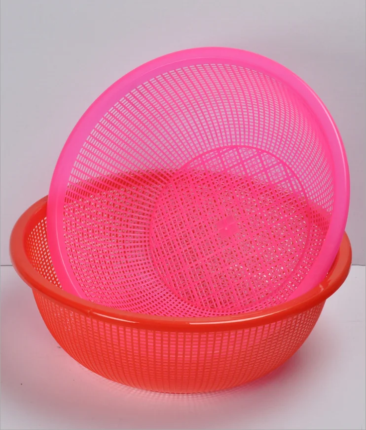 Kitchen Utensil Eco-Friendly PP Fruit strainer plastic sieve Multi-Functional Plastic Fruit Mesh Basket Colander Strainer