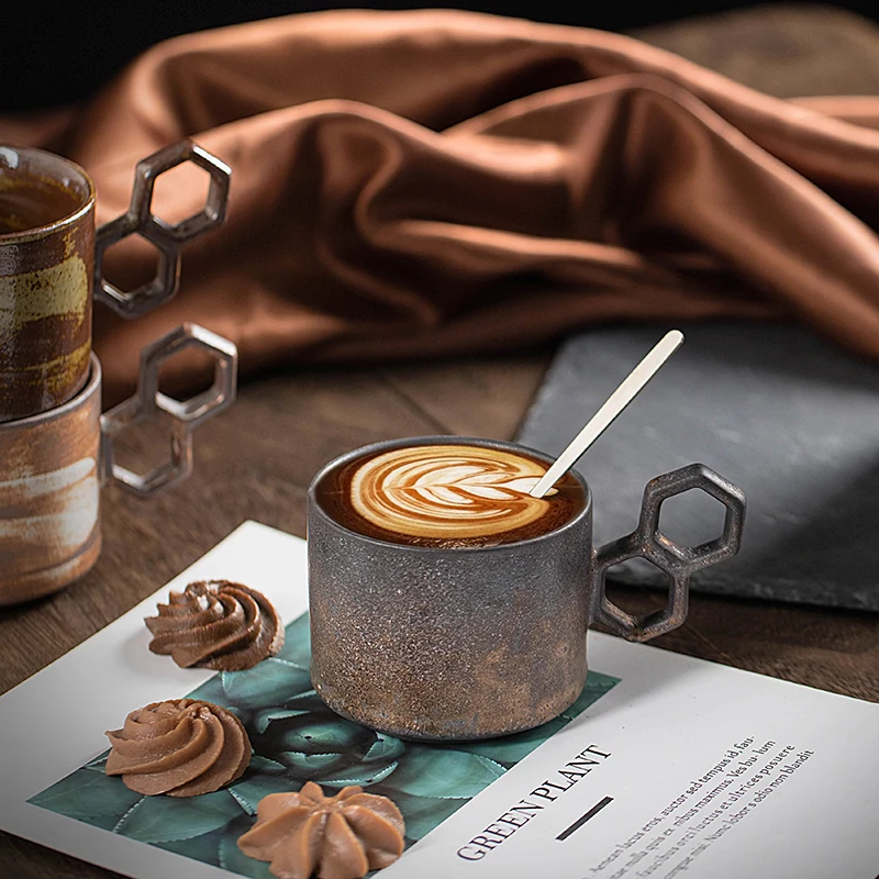 2024 New Creative Ceramic Coffee Cup Stackable Ins Retro Water Mug Geometric Ring Handle Microwave Safe Pottery Clay Cups Travel