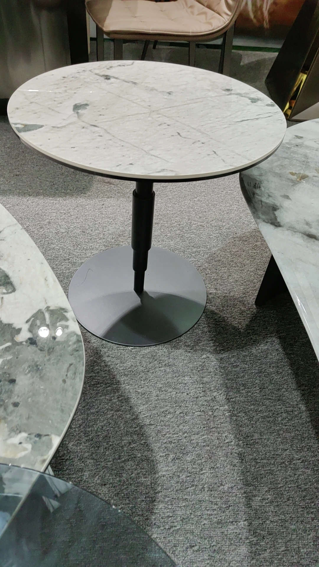 Iron legs, wooden top, marble round dining table, factory wholesale sale at low prices