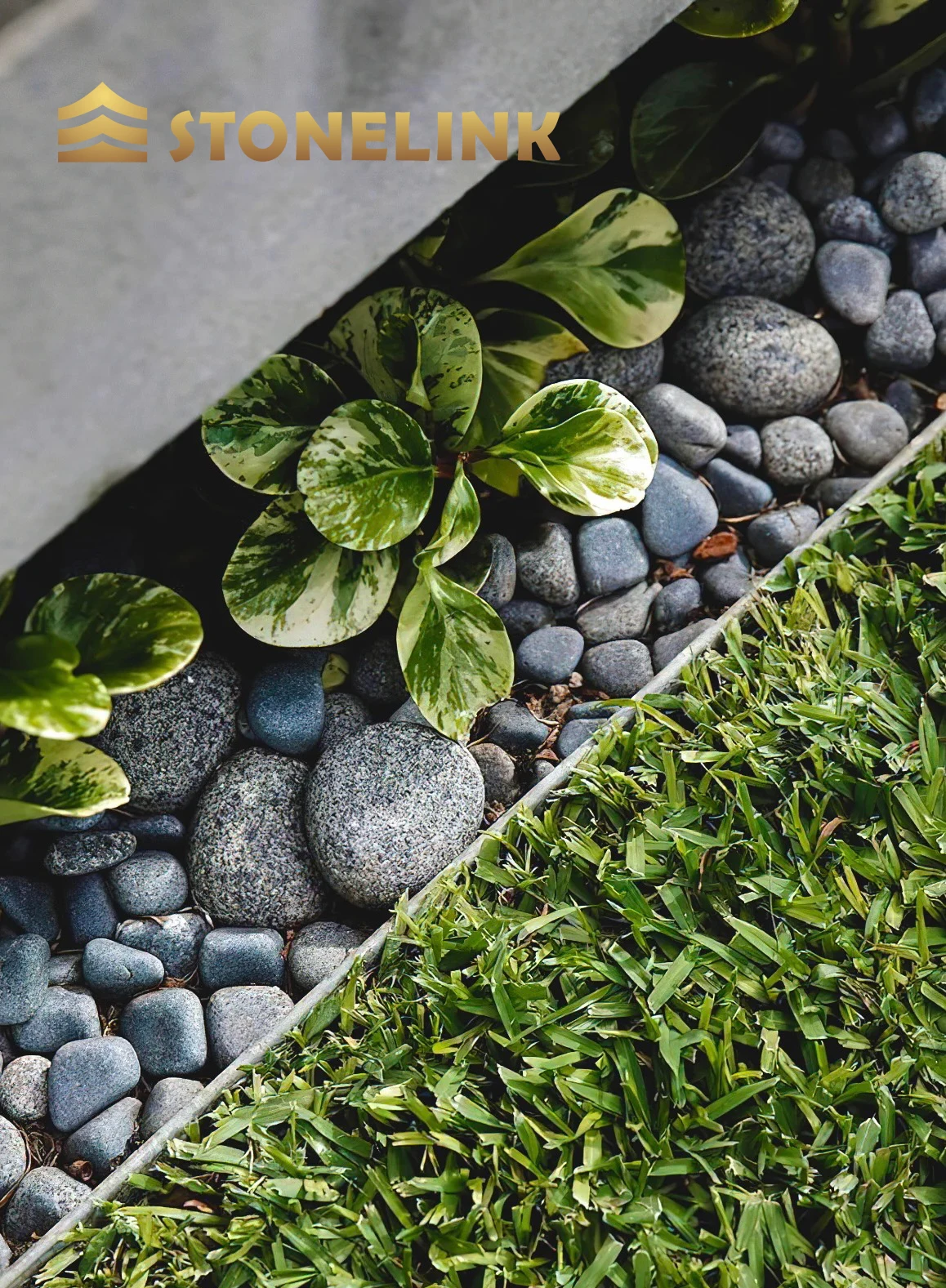 Wholesale Various Colors Cobblestone White Black Landscape Stone Pebbles