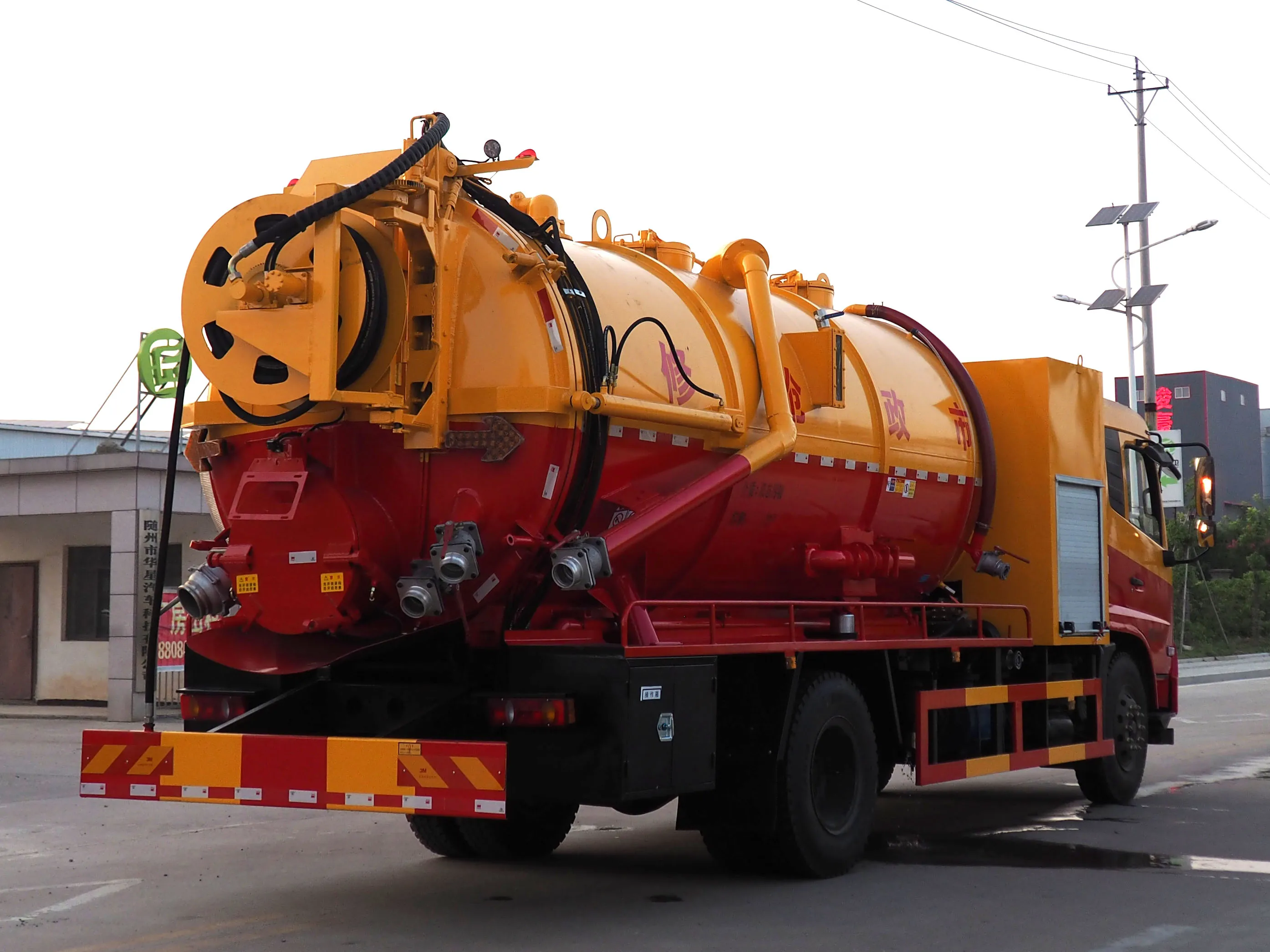 15m3 vacuum sewage suction truck price DONGFENG 6X4 vacuum suction sewage truck high pressure washing truck