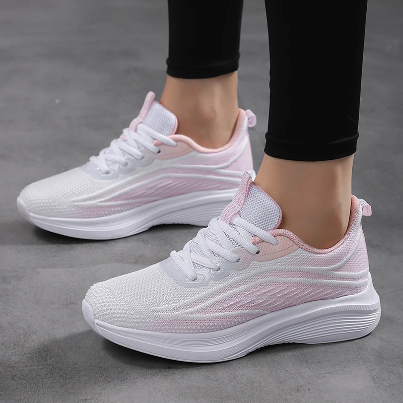 High Quality Men Women running shoe drop-shipping Wholesale sports Tn shoes Low cut ultra light casual anti slip rubber outsole