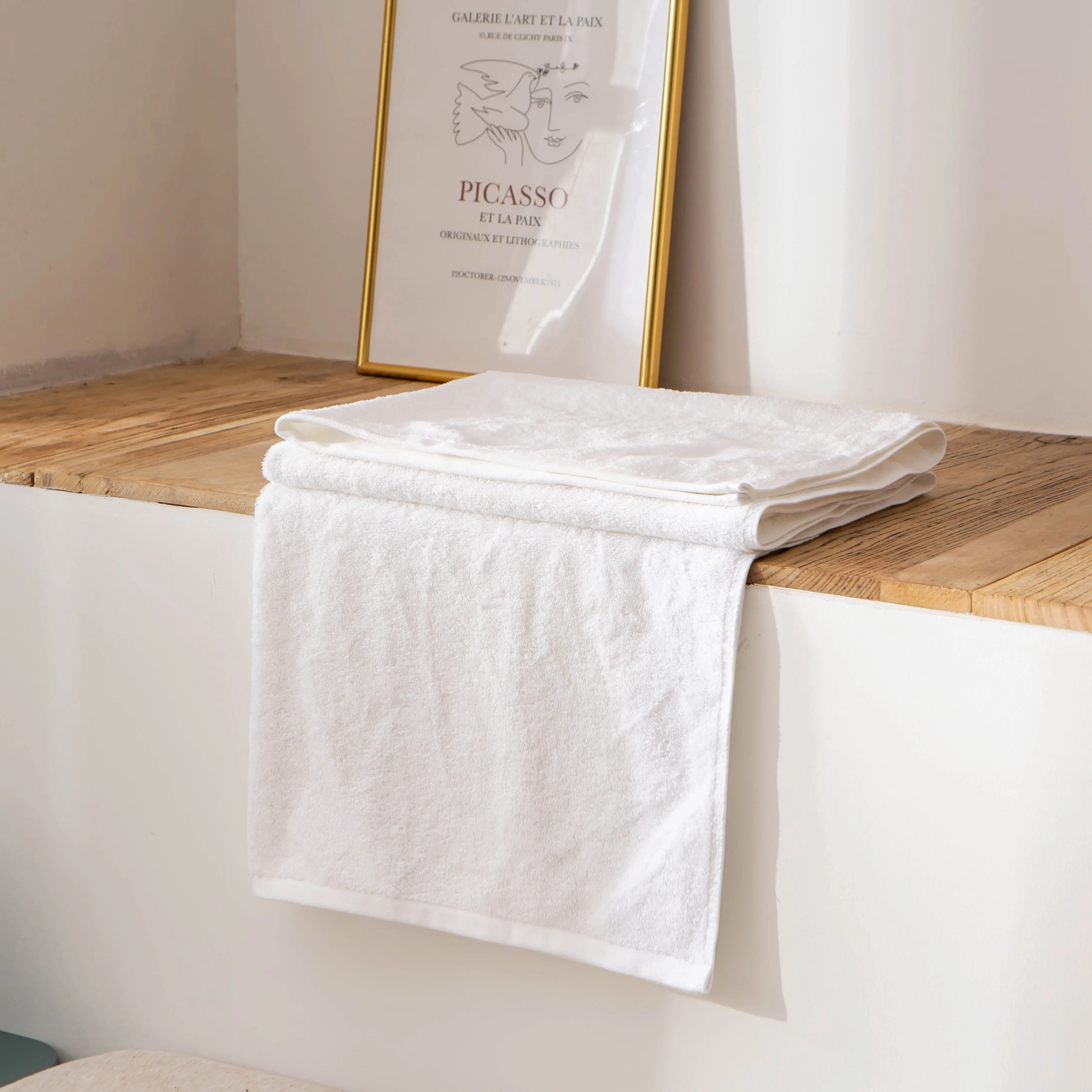 Sell High-Quality Good Price 100% Cotton Towels Hotel towel Cotton Bath Towel