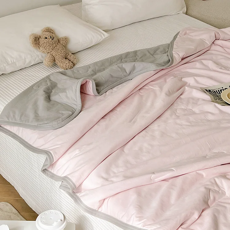 Wholesale Light Pink Grey queen comforter 100% cotton comforter sets summer comforter for queen size bed