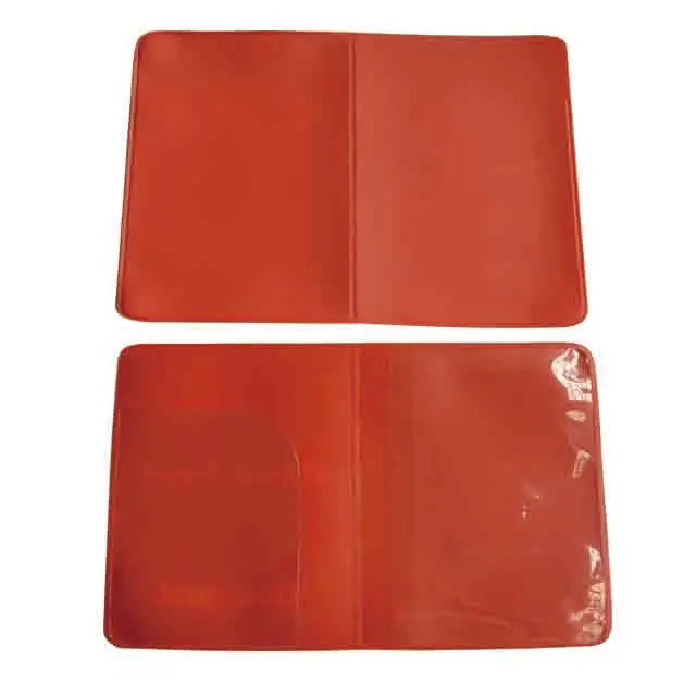 Пластиковый держатель для карт из красного ПВХ с тремя карманами визитных карточек