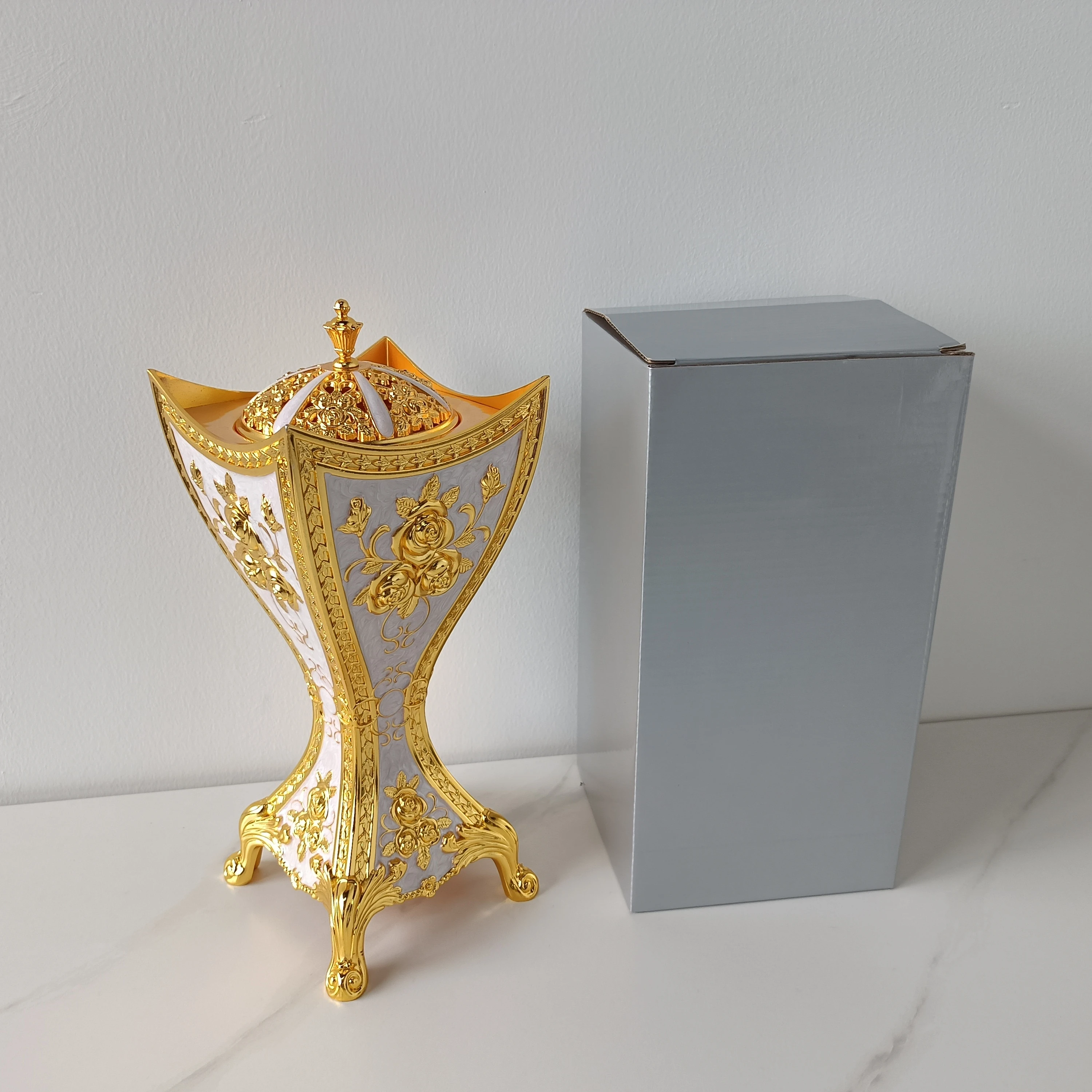 Luxury Wholesale New Bakhoor Arabic Ramadan Charcoal Censer Zinc Alloy Incense Burner Quick Burner